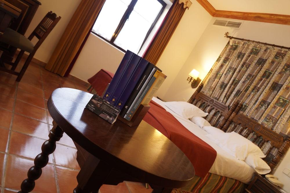 Parador De Ciudad-Rodrigo Εξωτερικό φωτογραφία